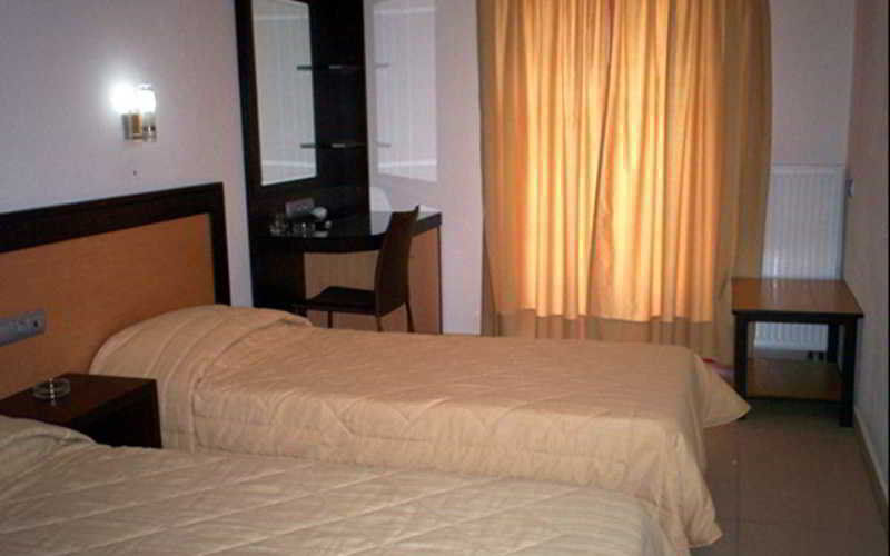 Aposperides Hotel Livadi  Екстериор снимка